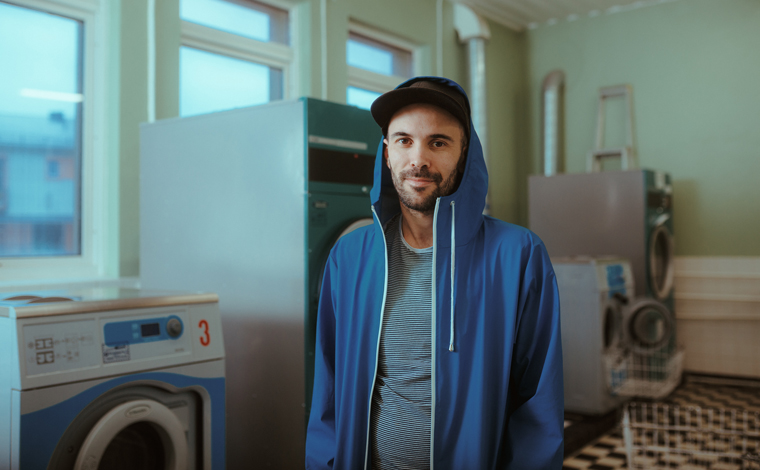 The Little Hands of Asphalt